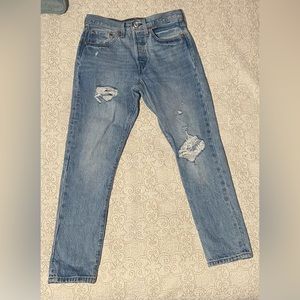 Levi’s Women’s skinny 501 jeans W26 L28, light wash